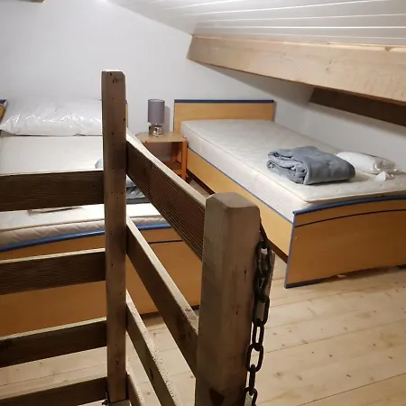Prázdninový dům Petite Maison Agreable Avec Jardin Privatif *